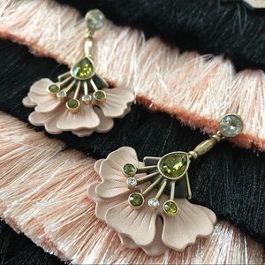 Stella & Dot Rory Pink Floral Earrings